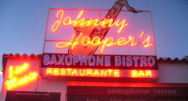 Johnny Hooper's Saxophone Bistro logo