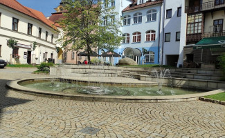 Pi Local Club Exterior