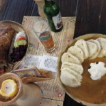 Památník, Pivovar, Hradní Restaurace A Muzeum Vítek Z Prčice Comida