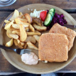 Památník, Pivovar, Hradní Restaurace A Muzeum Vítek Z Prčice Comida