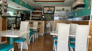 Cafe Paraiso inside