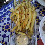 28 Bistro Nourriture
