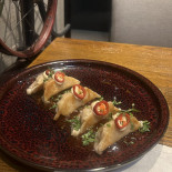 Salmora Live Kitchen Comida