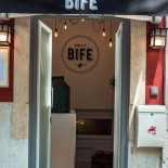 Atira-te O Bife Extérieur