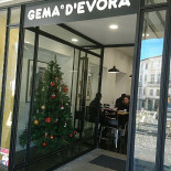 Gema D'evora Outside