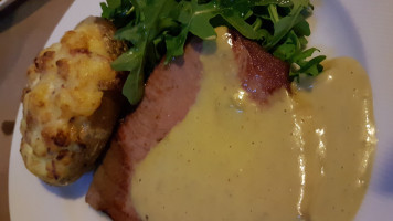 Dux Taberna Urbana, Lda food