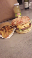 La Em Casa food