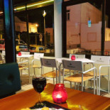 Eddys Bar Restaurante Dentro