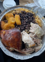 Casa Das Enguias e Marquinhas food
