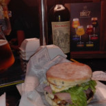 In Out Club Bistro Dentro