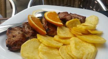 3 Pipos food