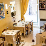 Raízes À l'intérieur