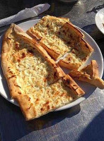 Bravenn Steakhouse food