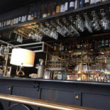 Mistu Restaurant Bar À l'intérieur