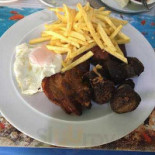 Fama By Luís Lavrador Comida