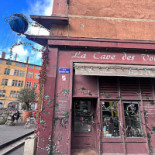 Resves Exterior