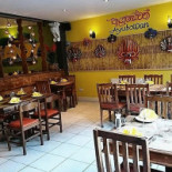 Kandy Sri Lankan Dentro