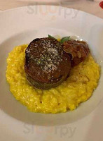 O Emigrante food