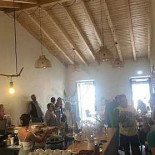 Romanza Pizzaria inside