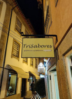 Trisabores outside