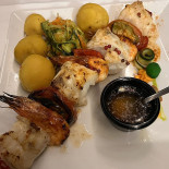 Luca's Rooftop Comida