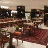 Rendez Vous Bistro À l'intérieur