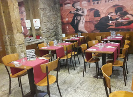 Tapas&melodia inside