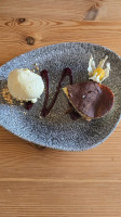 A Bruxa D'evora food