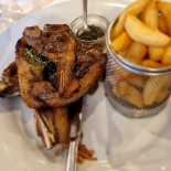 Louro E Salsa Nourriture