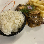 Real Canoa- Bruno´s Comida