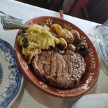 Recanto Dos Carvalhos Comida