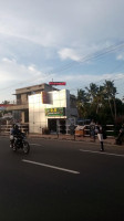 Baianear outside