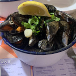 Moules Gin Bebida