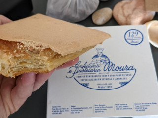 Pastelaria E Confeitaria Moura