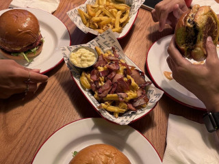 Dallas Burger Joint Pink Street