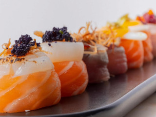 Su She Asian Food