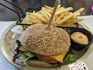 New Spot Café