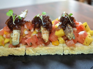 Sanleti Tapas Vinhos