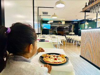 La Pizza