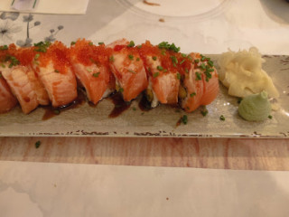 Uemai Sushi Box
