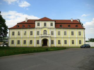 Libočany Castle