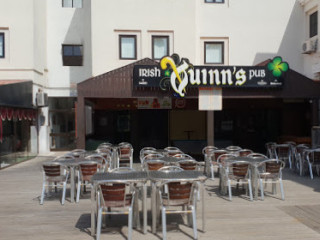 Quinns Irish Pub