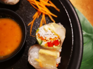 Hum Asian Kitchen