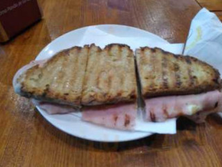 Cafe Du Monte