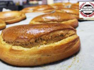 Chalé De Ouro -pães Doces