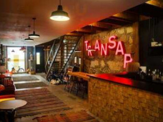 Almada Ponto Bistrô Cowork Concept Store