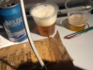 Icelandair Flight 623