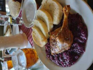 Restaurace A Pivnice U Osla
