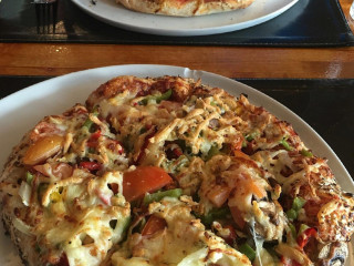 Hofland Eatery