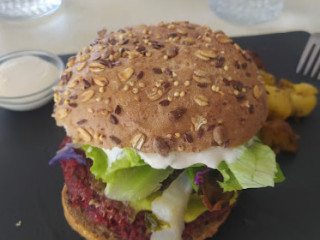 Kirana Cafe